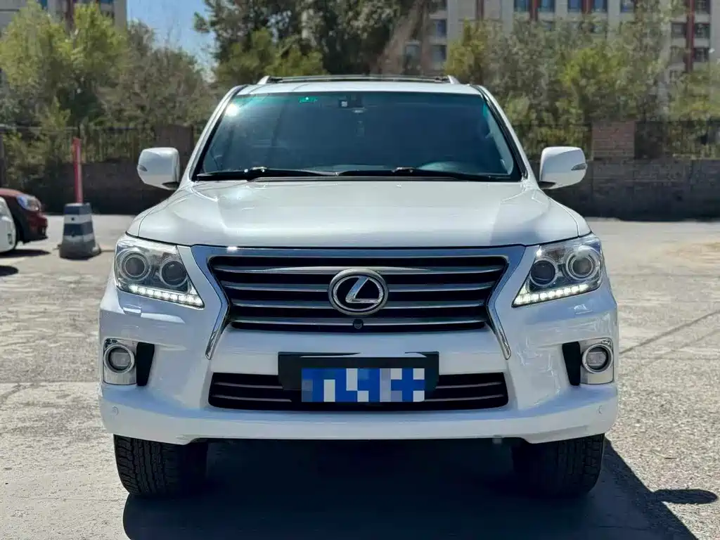 Lexus LX 2014 — фото 2