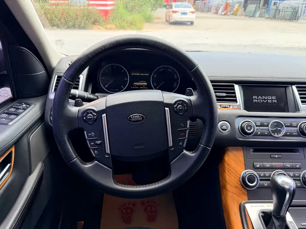 Land Rover Sport 2013 — фото 14