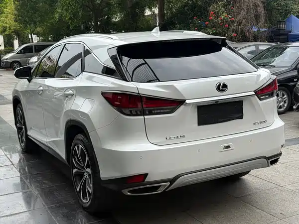 Lexus RX 2020