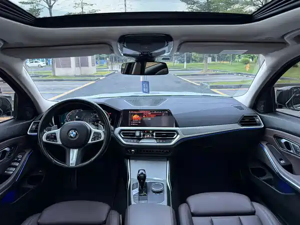 BMW 3 Series 2021