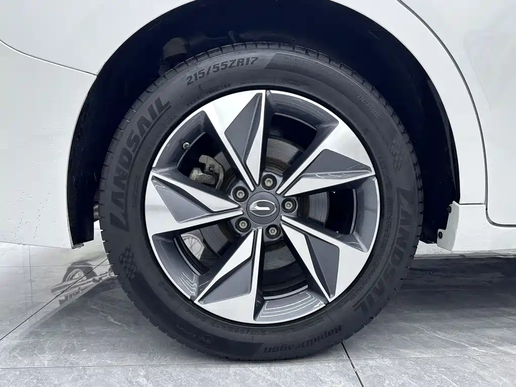 GAC Trumpchi M6 2022 — фото 22