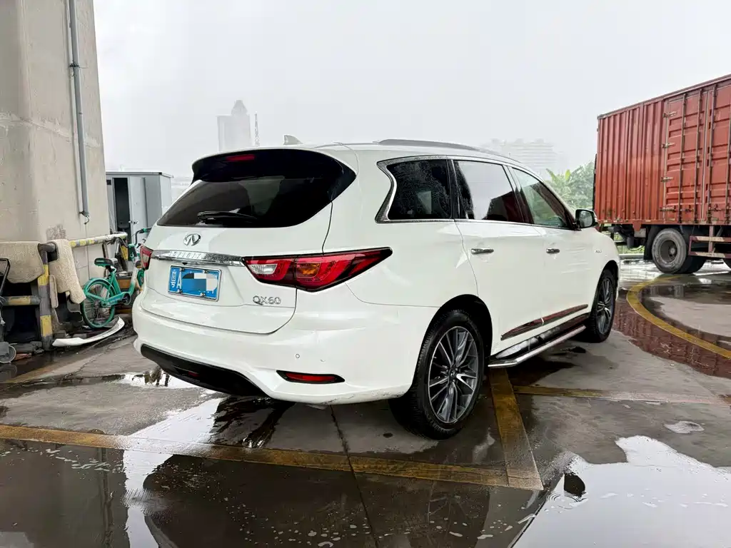 Infiniti QX60 2017 — фото 3