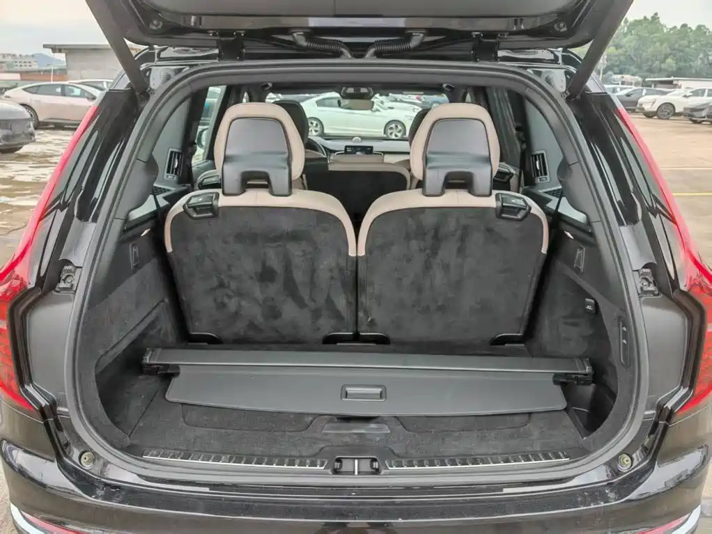 Volvo XC90 Plug-In Hybrid 2025 — фото 22