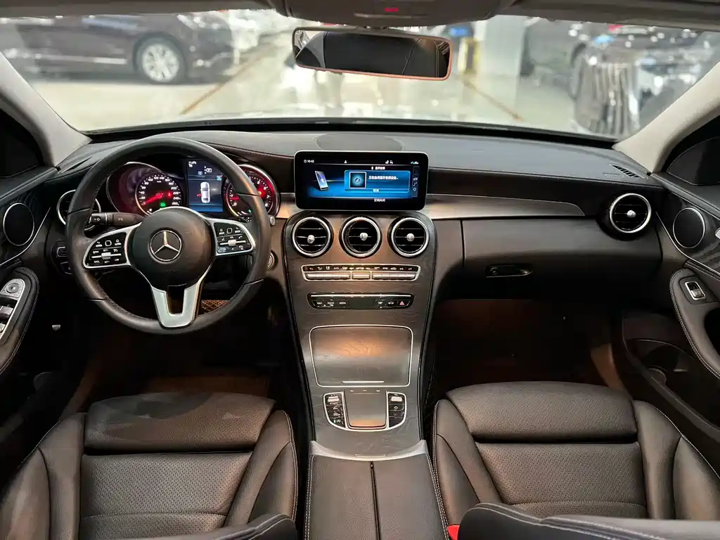 Mercedes-Benz C-Class 2019 — фото 9