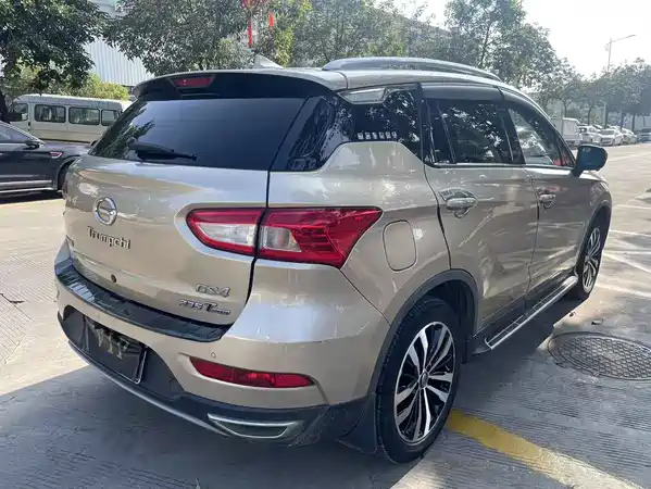 GAC Trumpchi GS4 2016