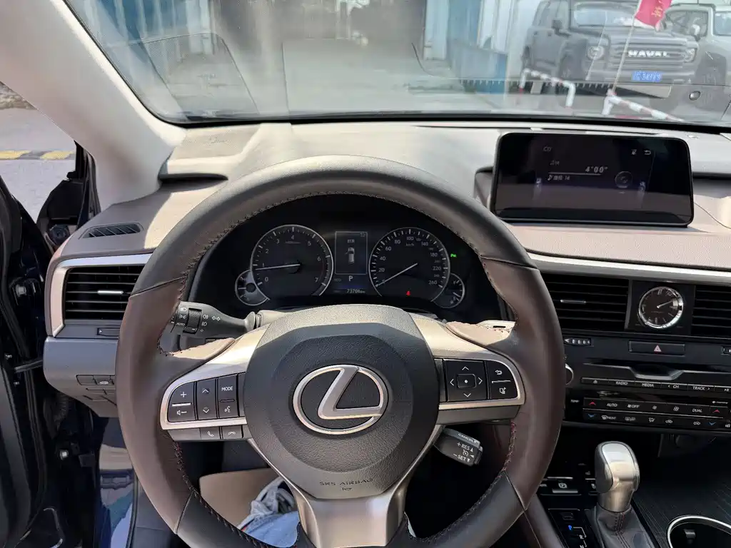 Lexus RX 2019 — фото 15