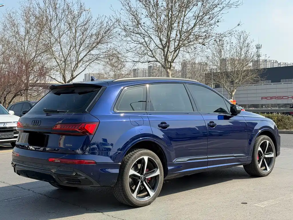Audi Q7 2022 — фото 4