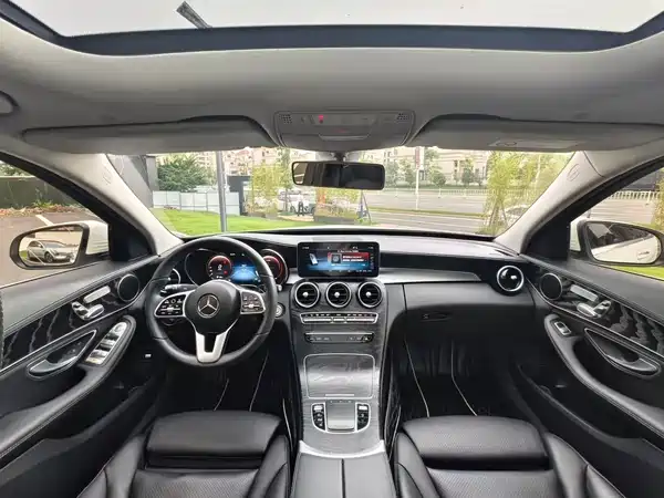 Mercedes-Benz C-Class 2019