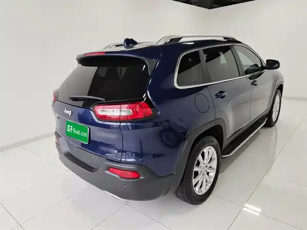 Jeep Cherokee 2016