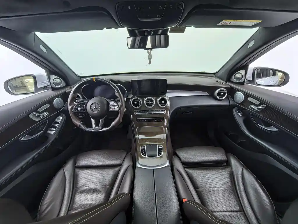 Mercedes-Benz GLC 2020 — фото 12