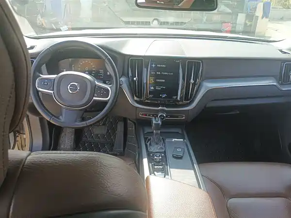 Volvo XC60 2020