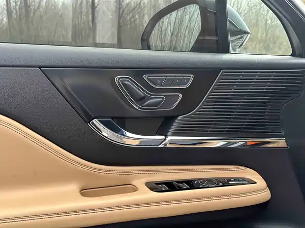 Lincoln Corsair 2021