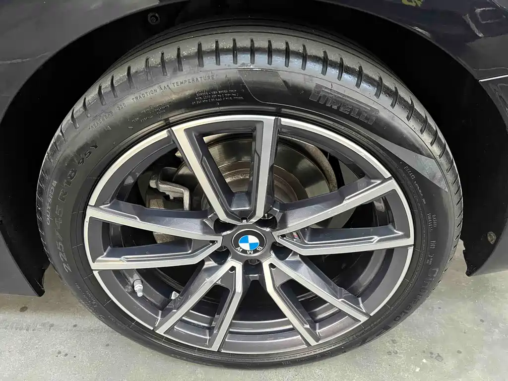 BMW 3 Series 2023 — фото 13