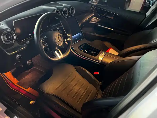 Mercedes-Benz C-Class 2023