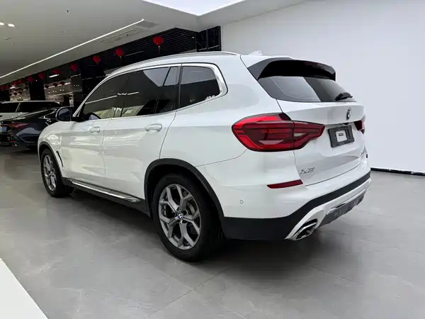 BMW X3 2021