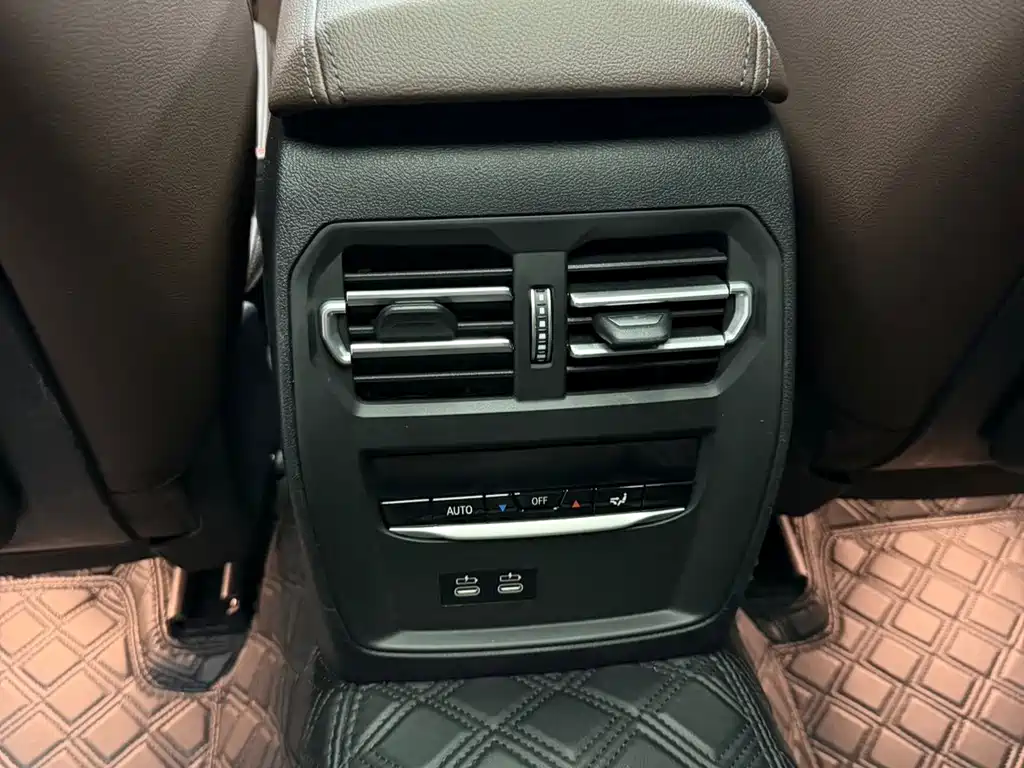 BMW 3 Series 2022 — фото 10
