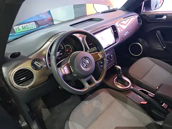Volkswagen Beetle 2015