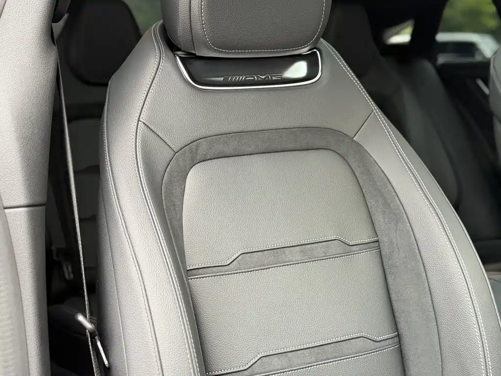 Mercedes-Benz AMG GT 2025 — фото 16