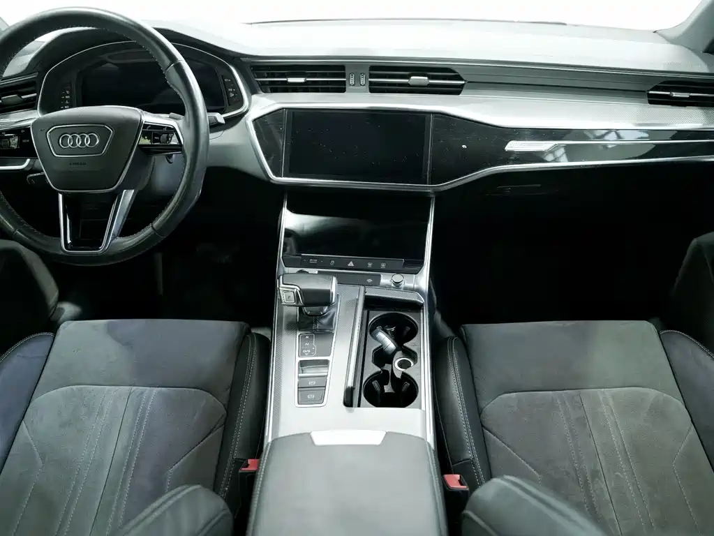 Audi A6L 2021 — фото 4