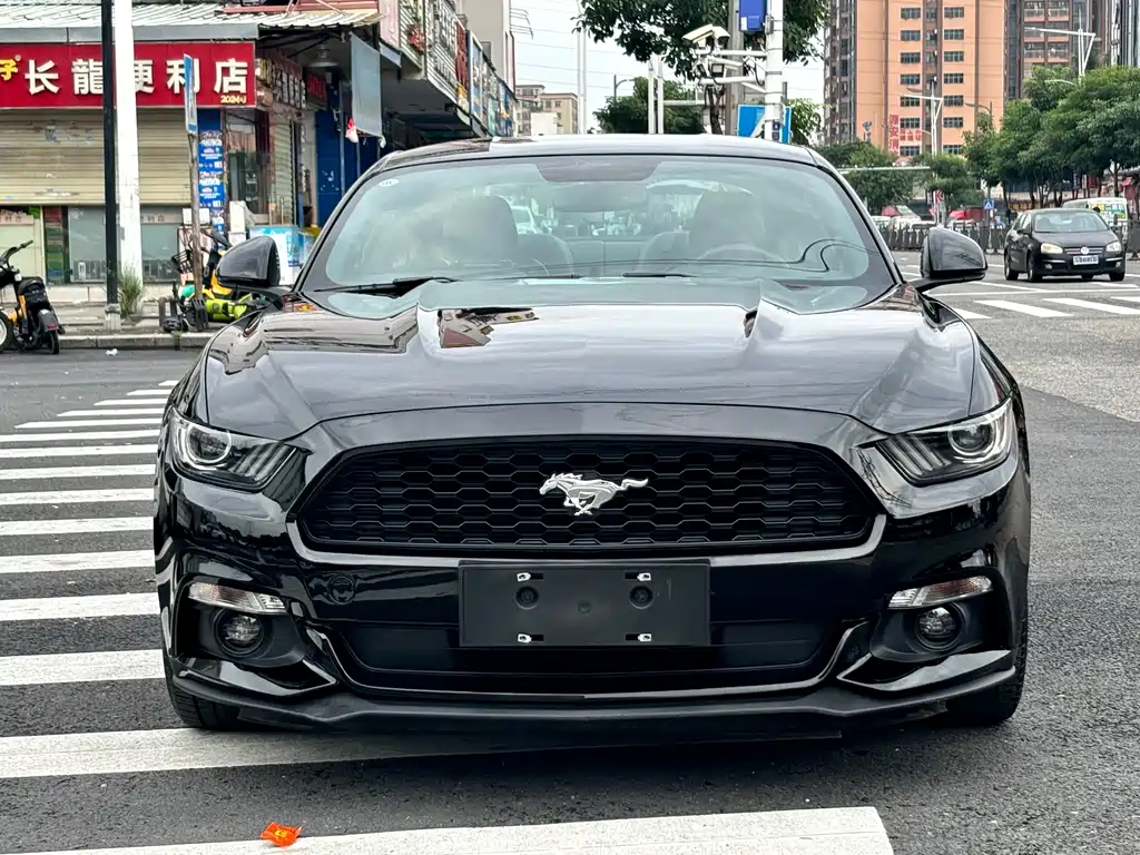 Ford Mustang 2017 — фото 2