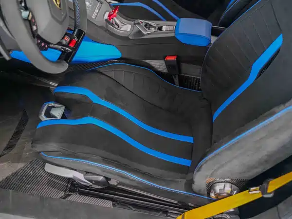 Lamborghini Huracan 2022