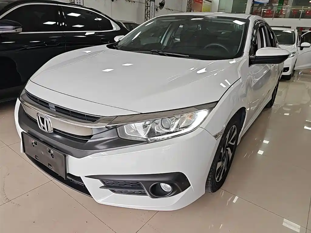 Honda Civic 2017 — фото 1