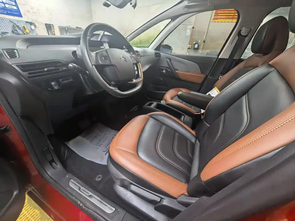 Citroën C4 PICASSO 2018 — фото 12