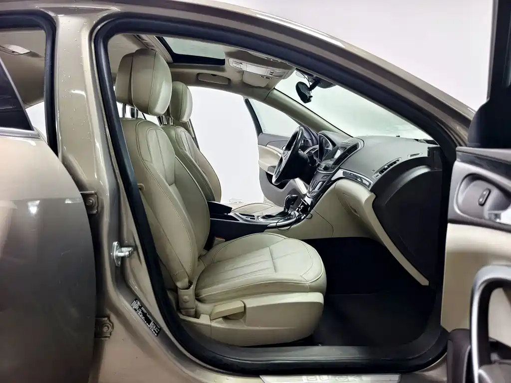 Buick Regal 2015 — фото 14