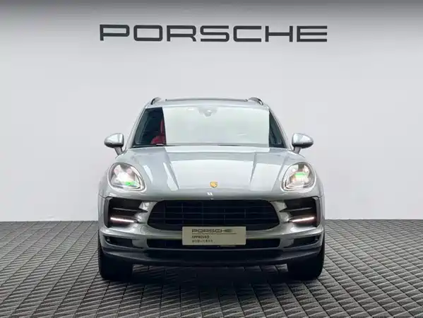 Porsche Macan 2020