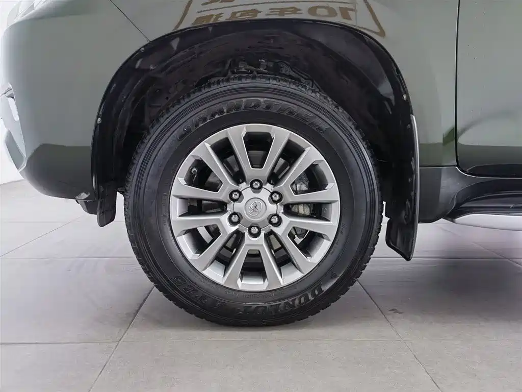 Toyota Prado 2018 — фото 17