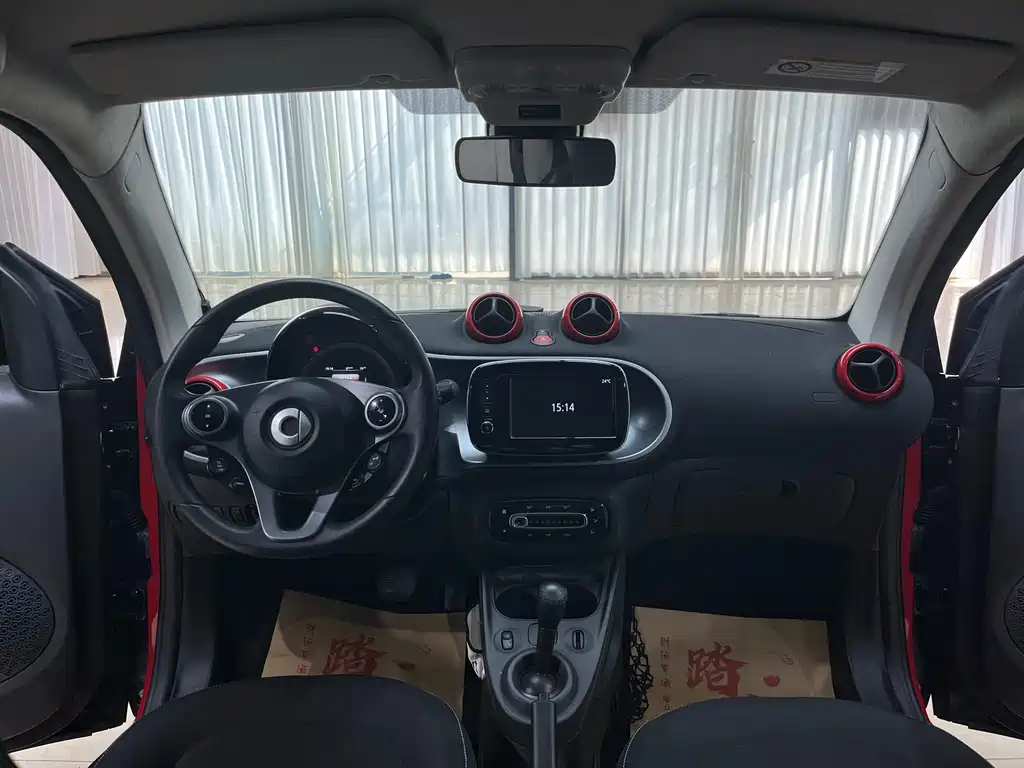smart fortwo 2019 — фото 14