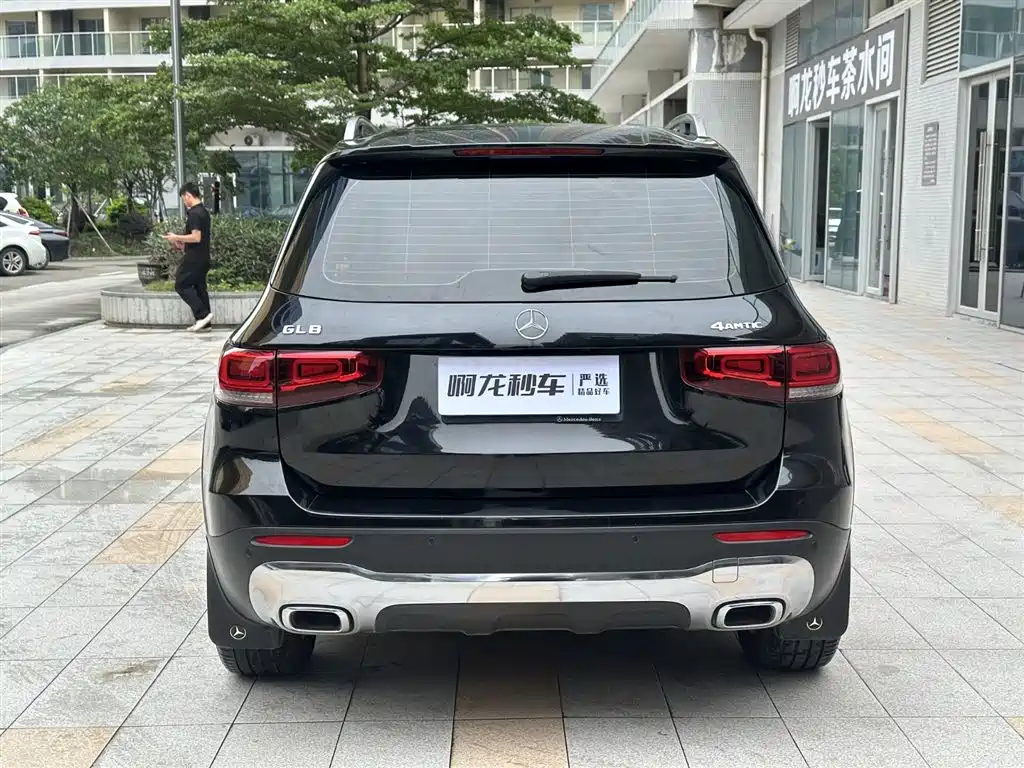 Mercedes-Benz GLB 2023 — фото 12