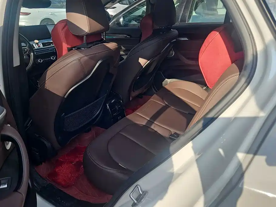 BMW X2 2023 — фото 11