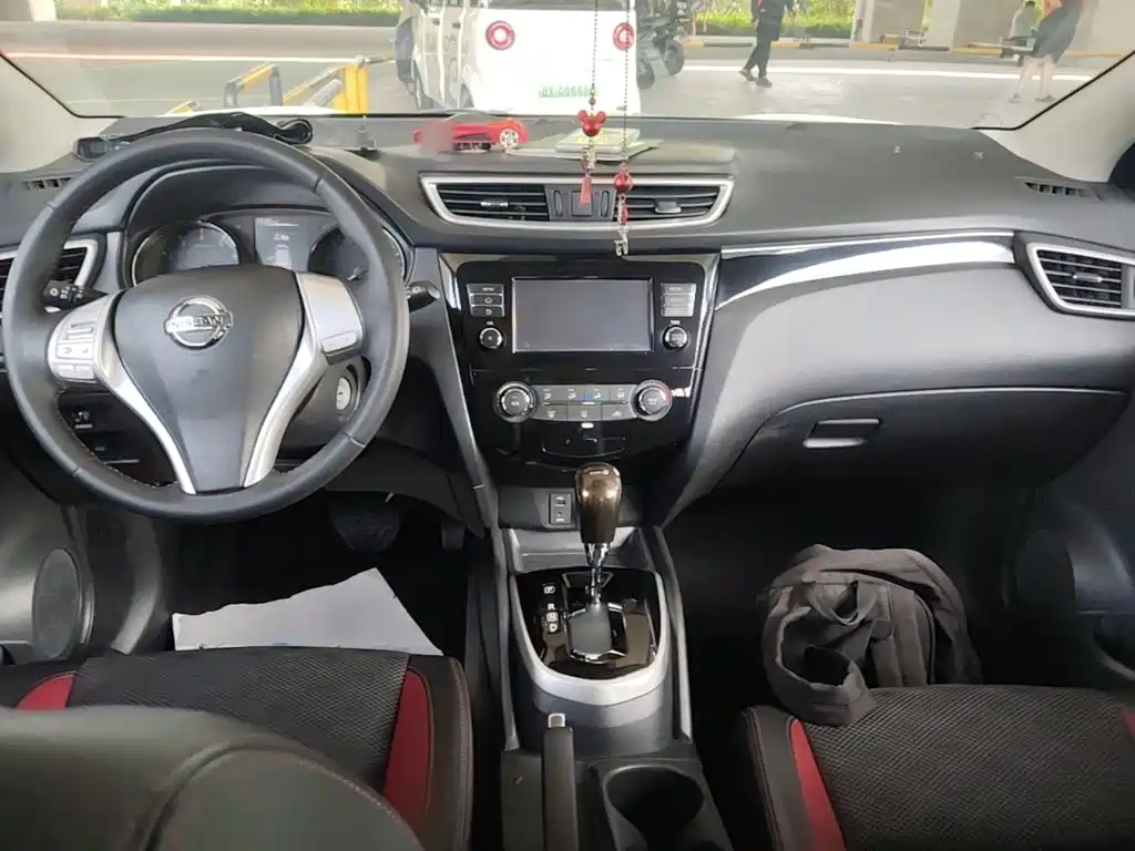 Nissan Qashqai 2017 — фото 10