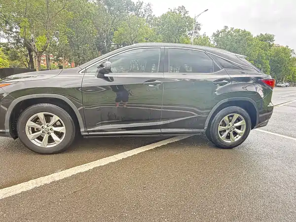 Lexus RX 2019