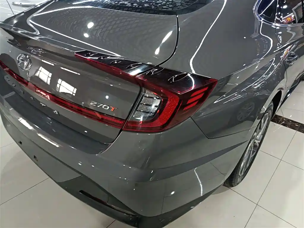 Hyundai Sonata 2020 — фото 24