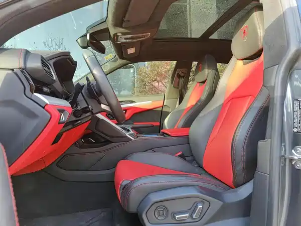 Lamborghini Urus 2019