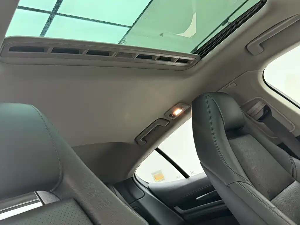 Porsche Panamera 2015 — фото 12