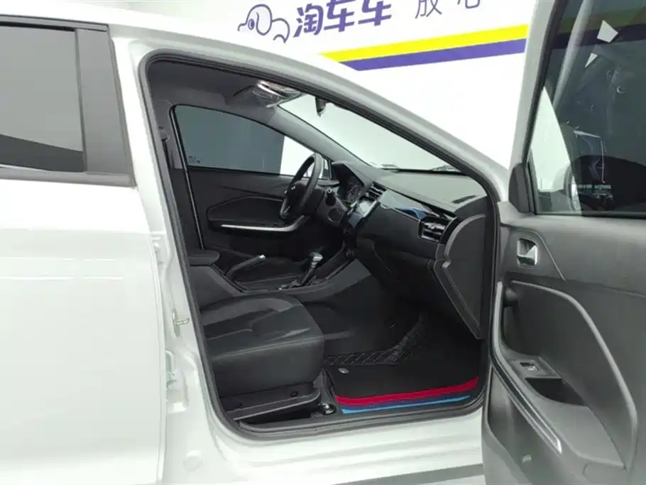 Chery Tiggo 3x 2025 — фото 8