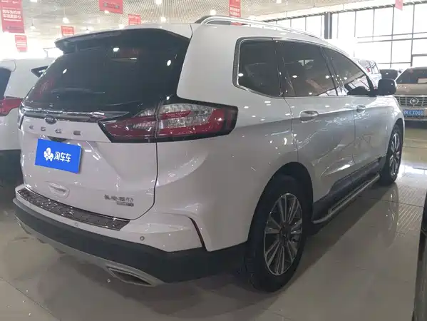 Ford Edge 2021
