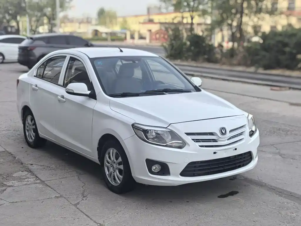 Changan V3 2015 — фото 3
