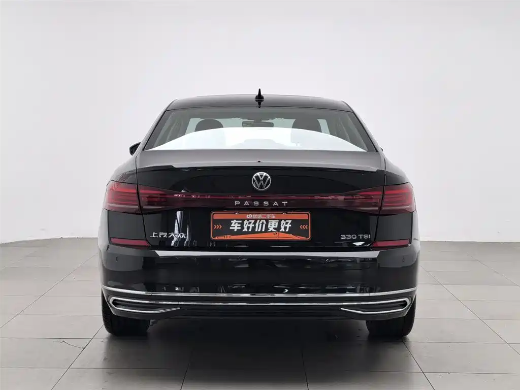 Volkswagen Passat 2023 — фото 4