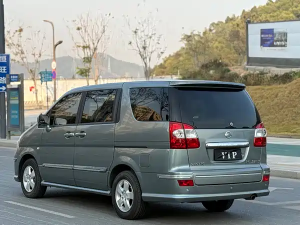 Dongfeng Yuxuan 2009