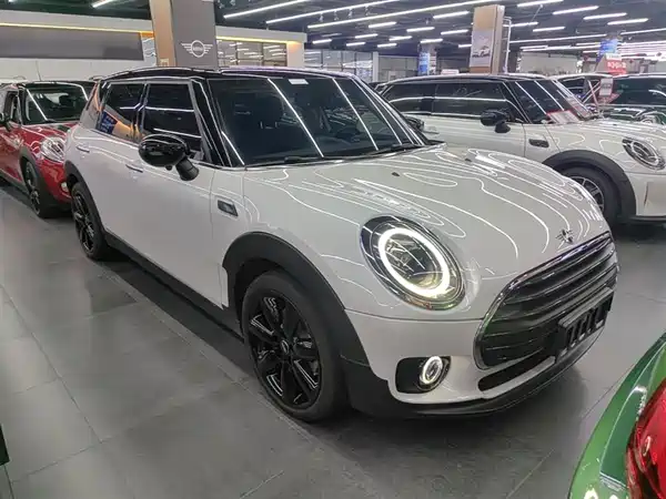 MINI Clubman 2023