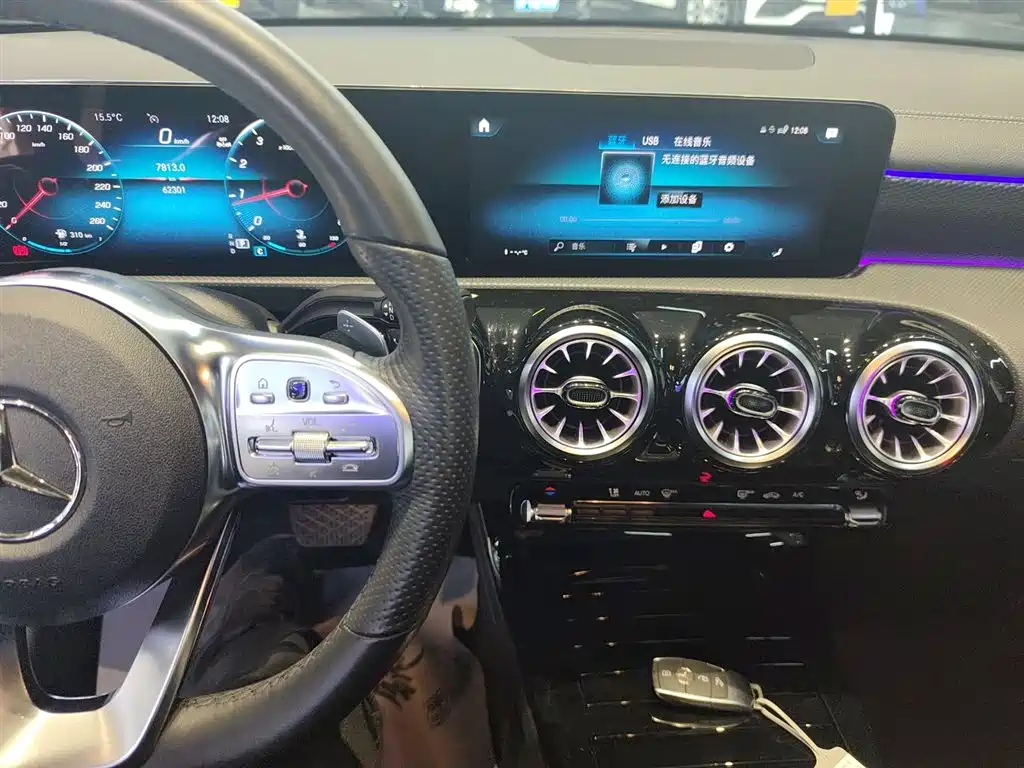 Mercedes-Benz A-Class 2023 — фото 9