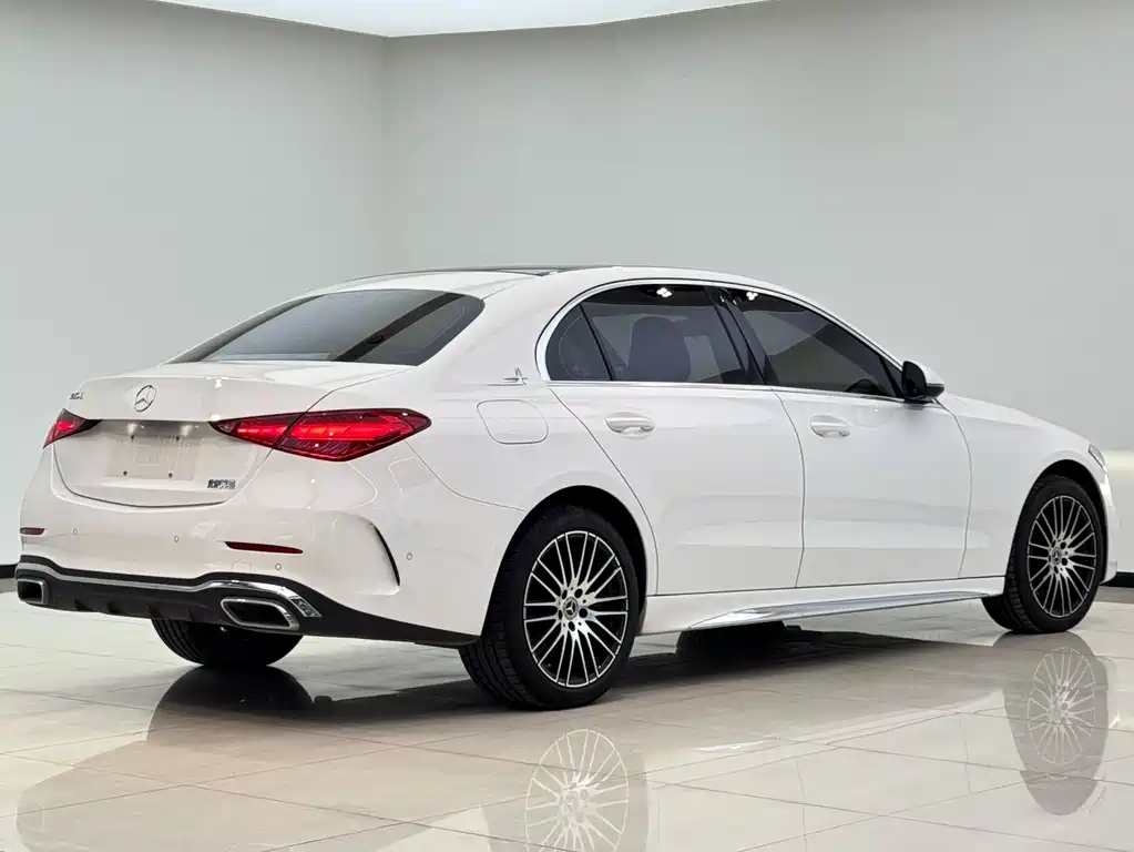 Mercedes-Benz C-Class 2022 — фото 13