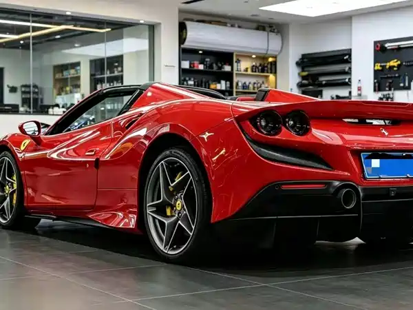 Ferrari F8 2022