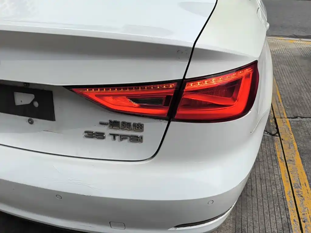 Audi A3 2015 — фото 8