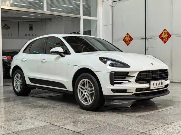Porsche Macan 2020