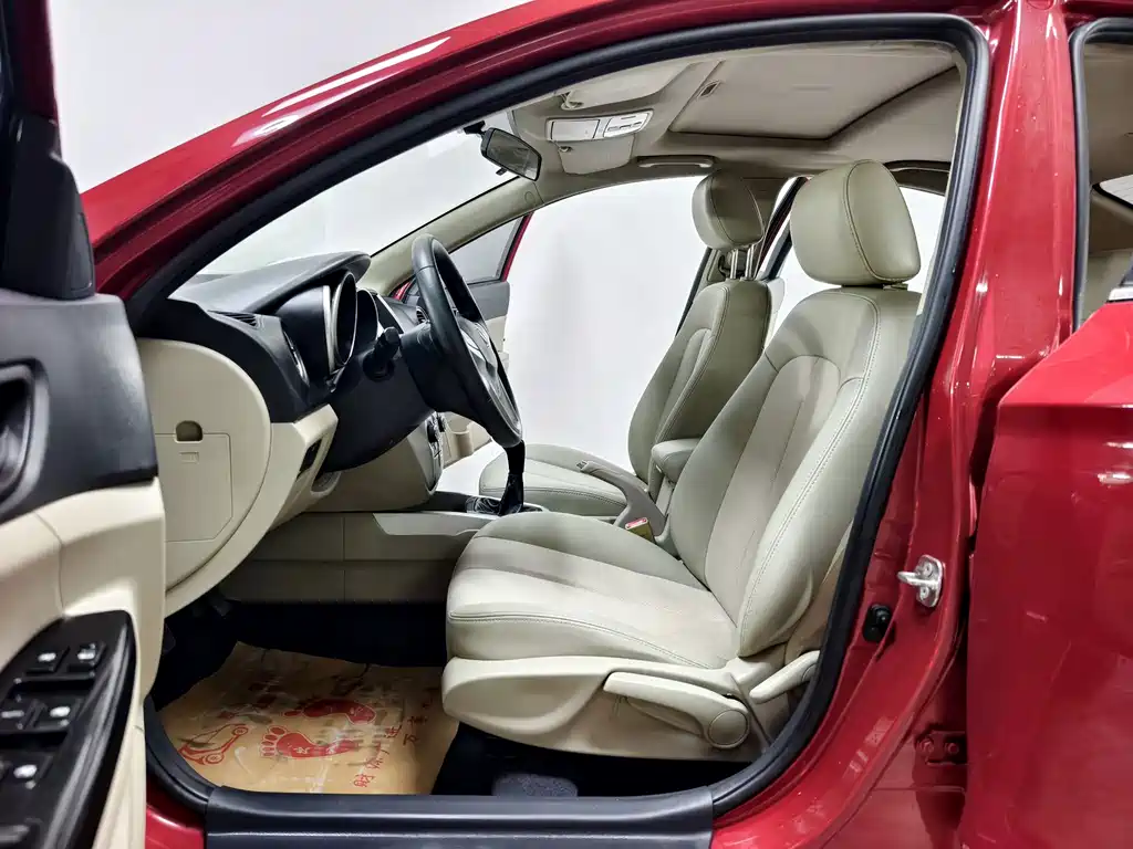 Changan Eado 2014 — фото 11